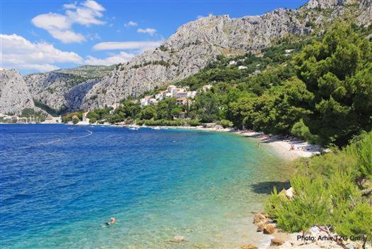 Apartments Tina Omiš Exteriör bild